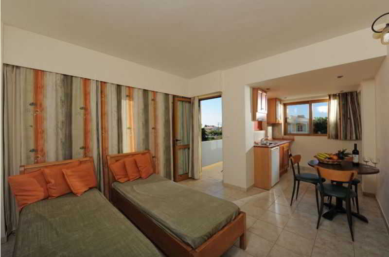 Mary Hotel & Mary Royal Suites Platanes  Exterior photo