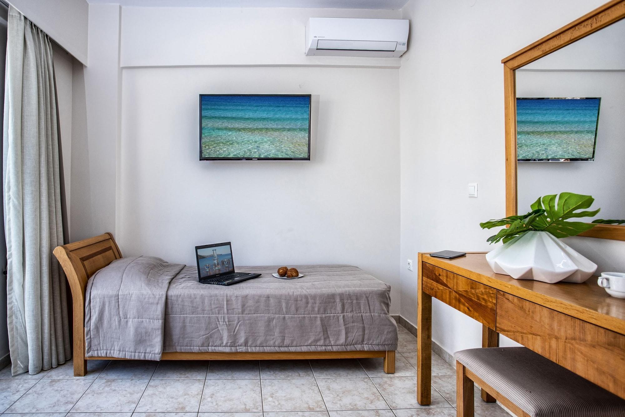 Mary Hotel & Mary Royal Suites Platanes  Exterior photo