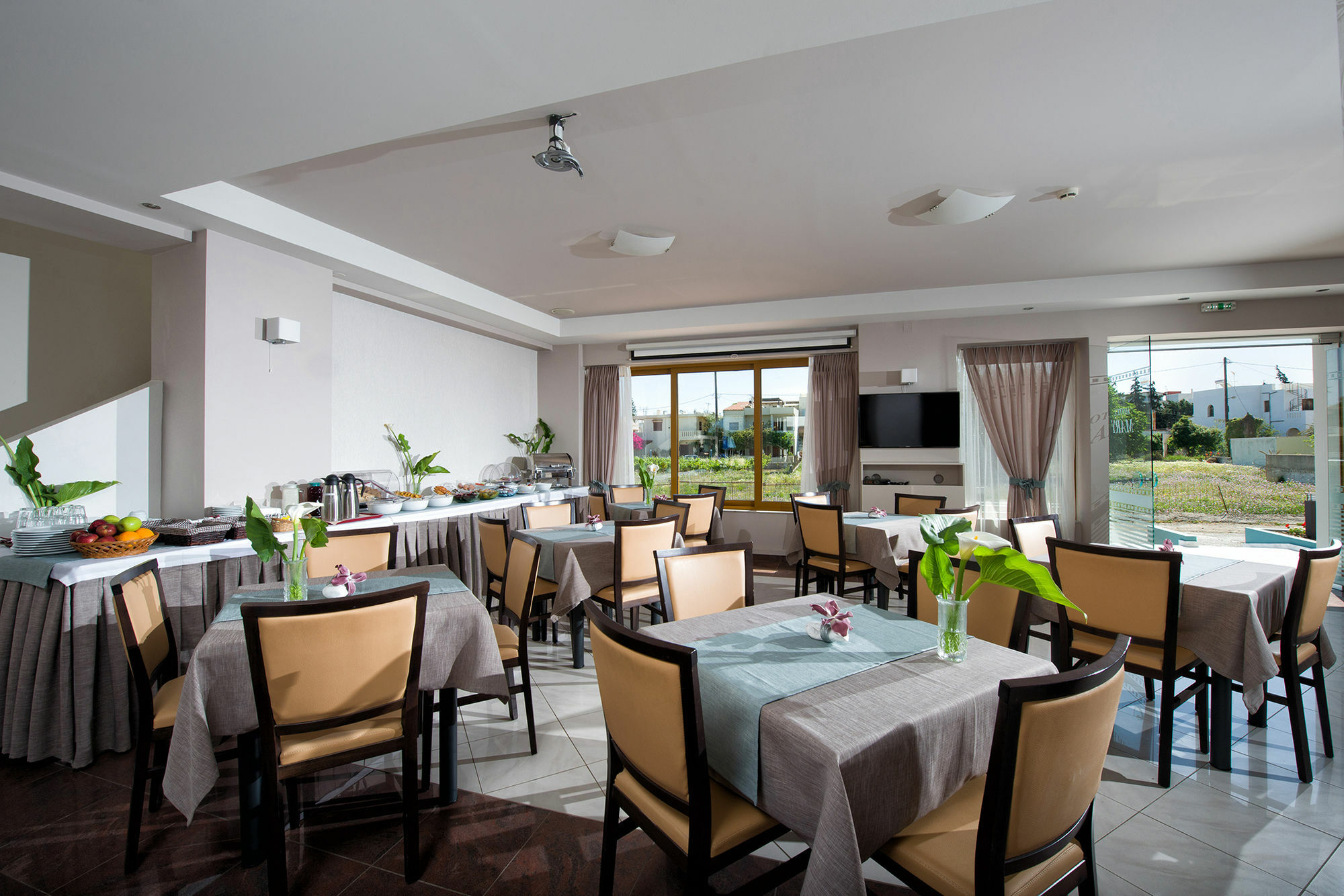 Mary Hotel & Mary Royal Suites Platanes  Exterior photo